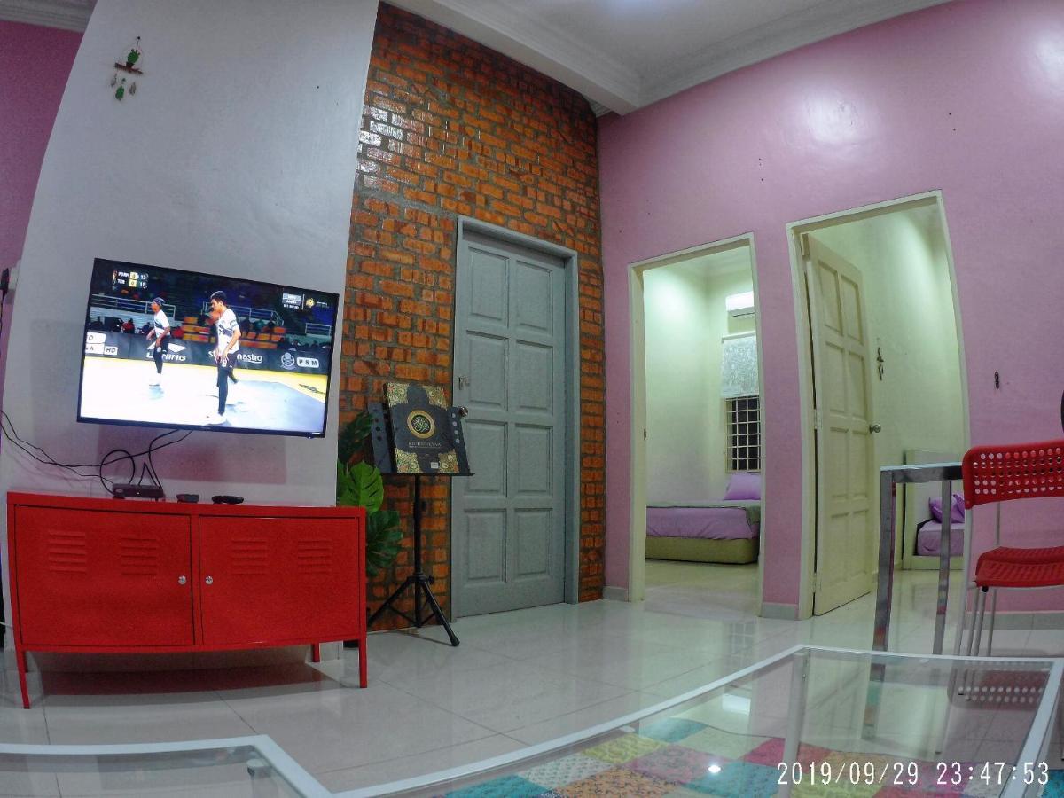 Holiday Homestay Дунгун Экстерьер фото